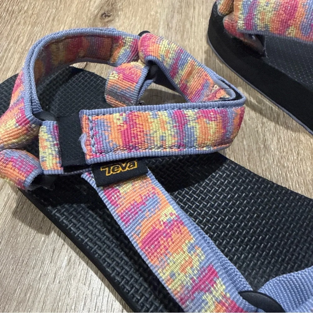 TEVA Wm Sz 10 Original Universal Sandals Iridescence Tangerine Multi